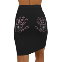 Hands on buns ✋🍑🤚 black Women's Mini Skirt